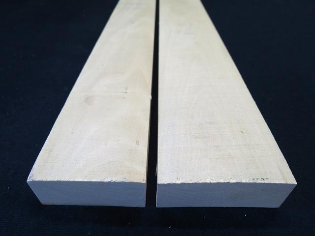 Holly Lumber (4/4) - 2 pcs (2+"W x 28-33"L) - DomEx Hardwoods